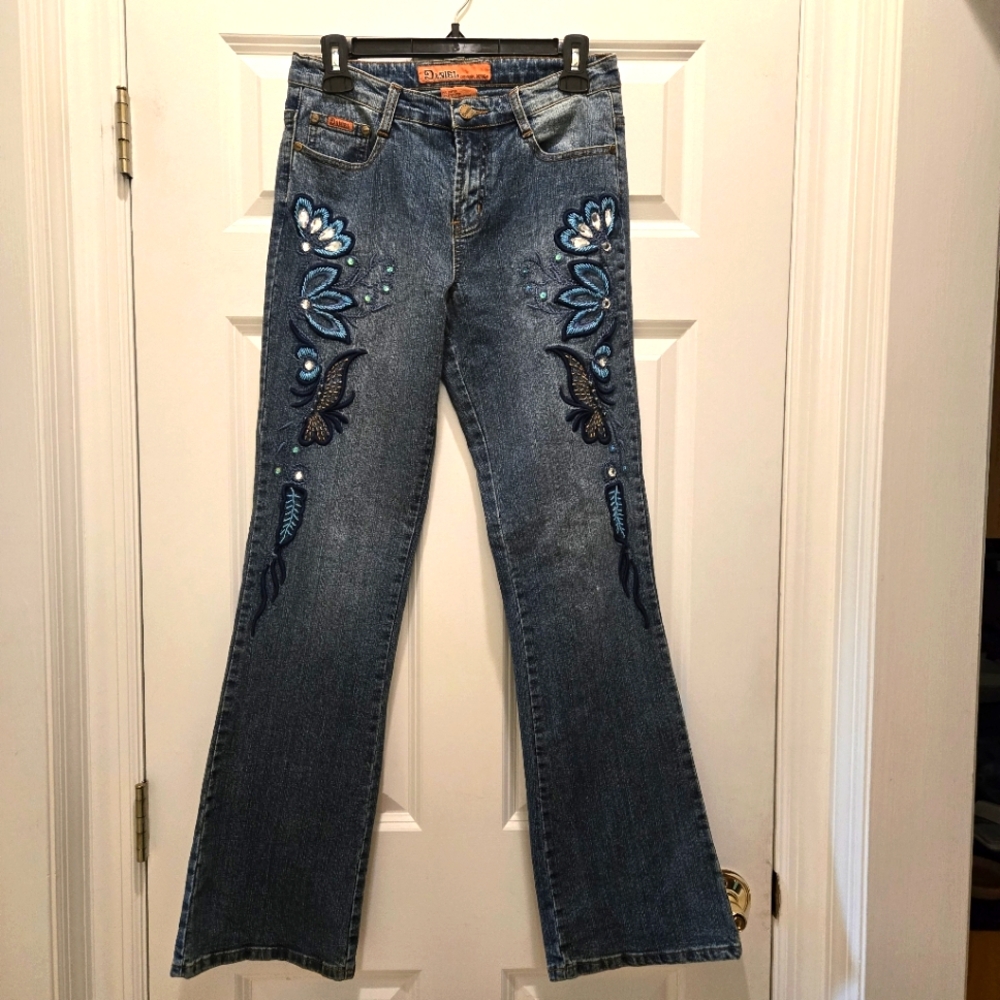 Vintage Y2K Bootcut Jeans 28 Embroidered Sequins Dark Blue Wash Mid Rise Crystal